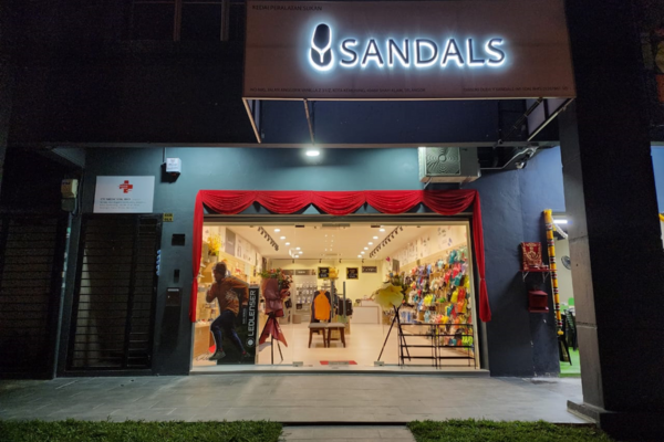 Y Sandals